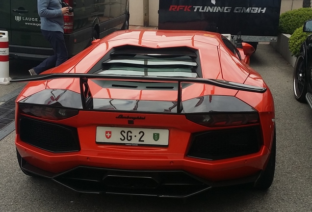 Lamborghini Aventador LP900-4 DMC Molto Veloce