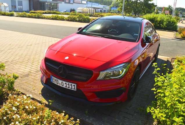 Mercedes-Benz CLA 45 AMG C117