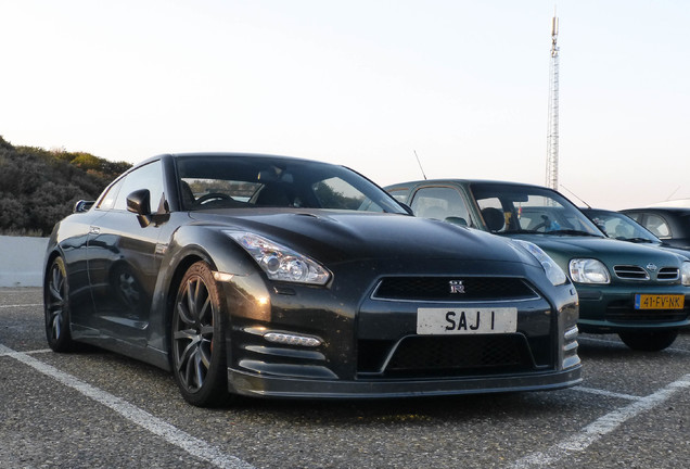 Nissan GT-R 2011