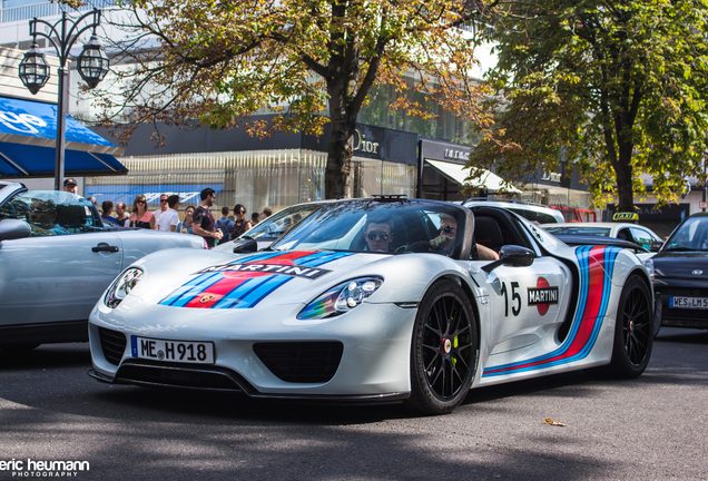 Porsche 918 Spyder Weissach Package