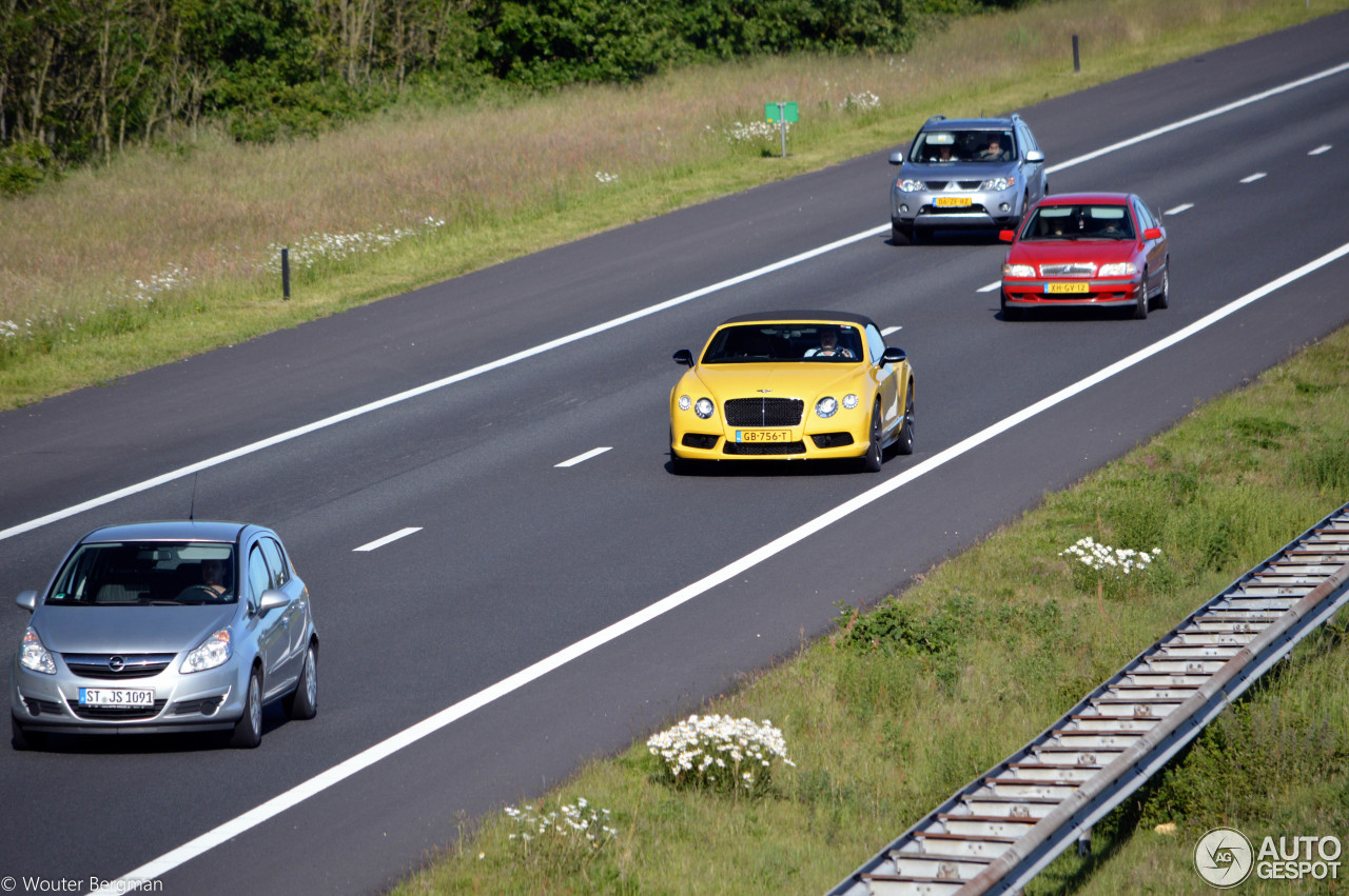 Bentley Continental GTC V8 S