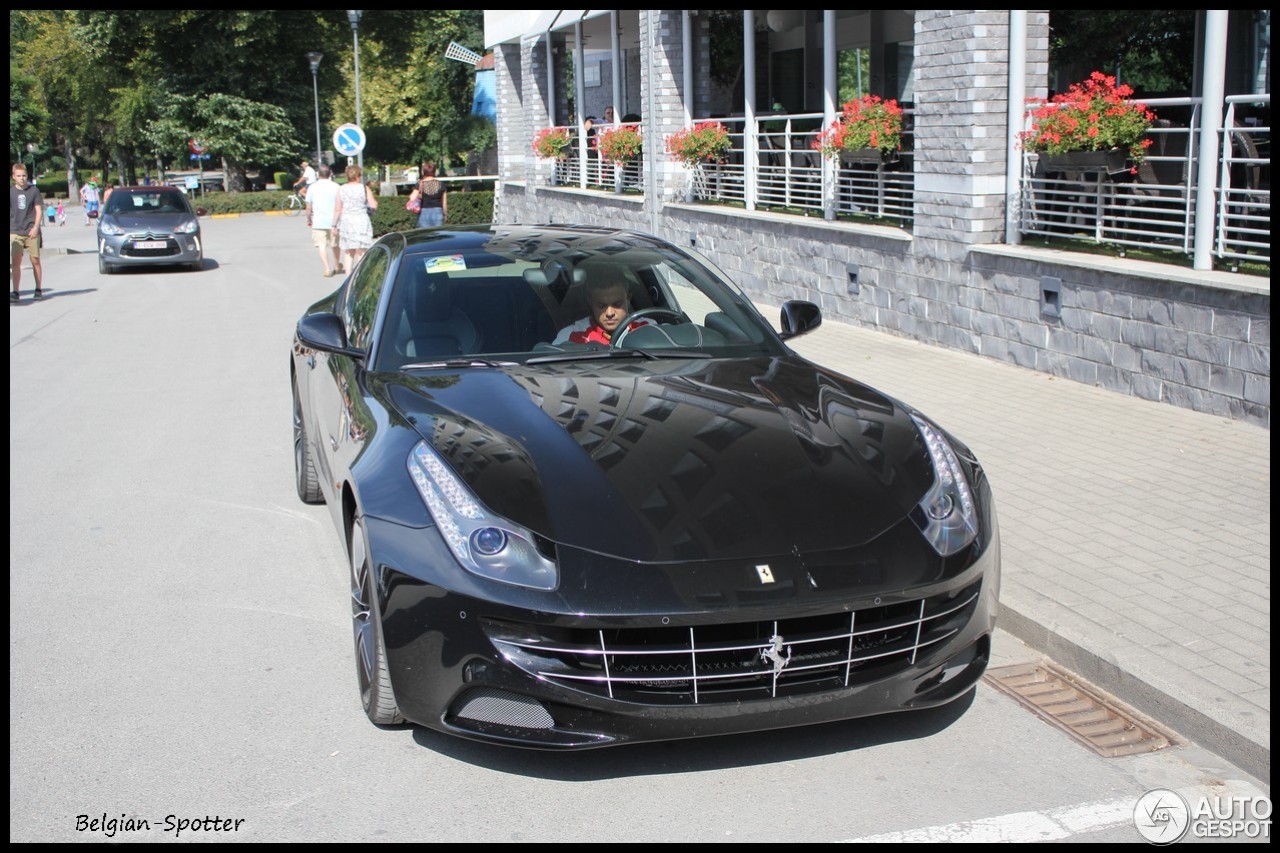 Ferrari FF