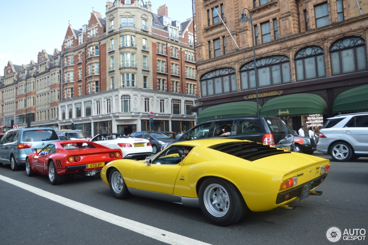 Lamborghini Miura P400 SV