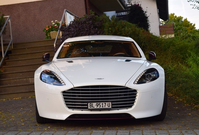 Aston Martin Rapide S