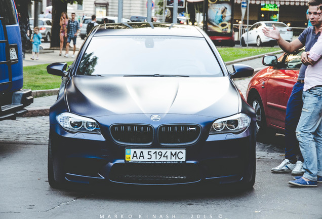 BMW M5 F10 2011