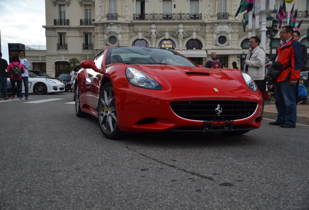 Ferrari California