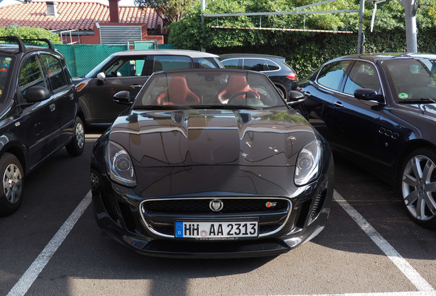 Jaguar F-TYPE S Convertible