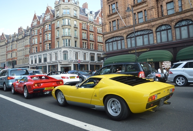 Lamborghini Miura P400 SV