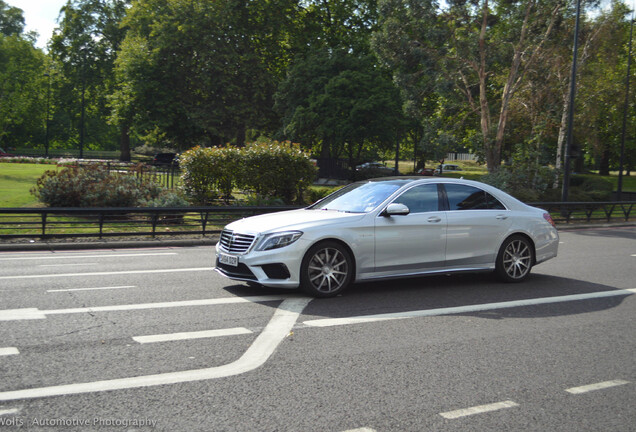 Mercedes-Benz S 63 AMG V222