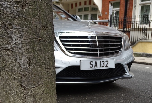 Mercedes-Benz S 63 AMG V222