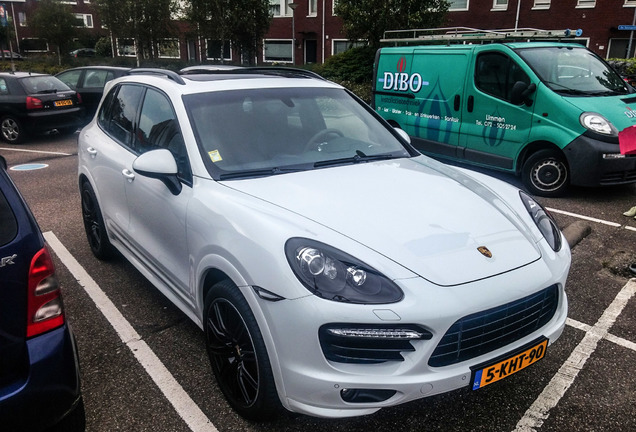 Porsche 958 Cayenne GTS