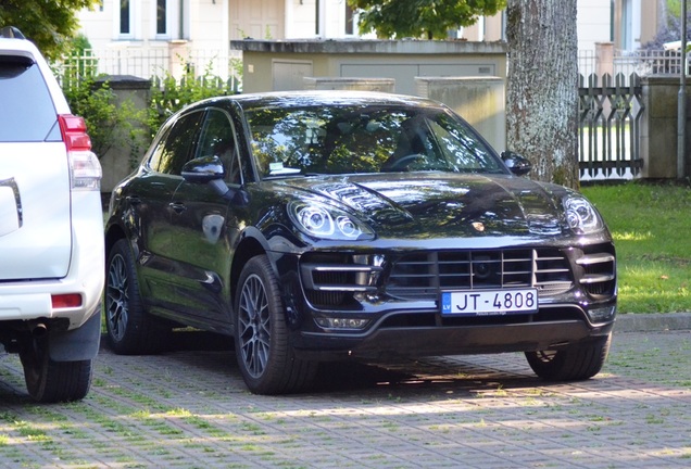 Porsche 95B Macan Turbo