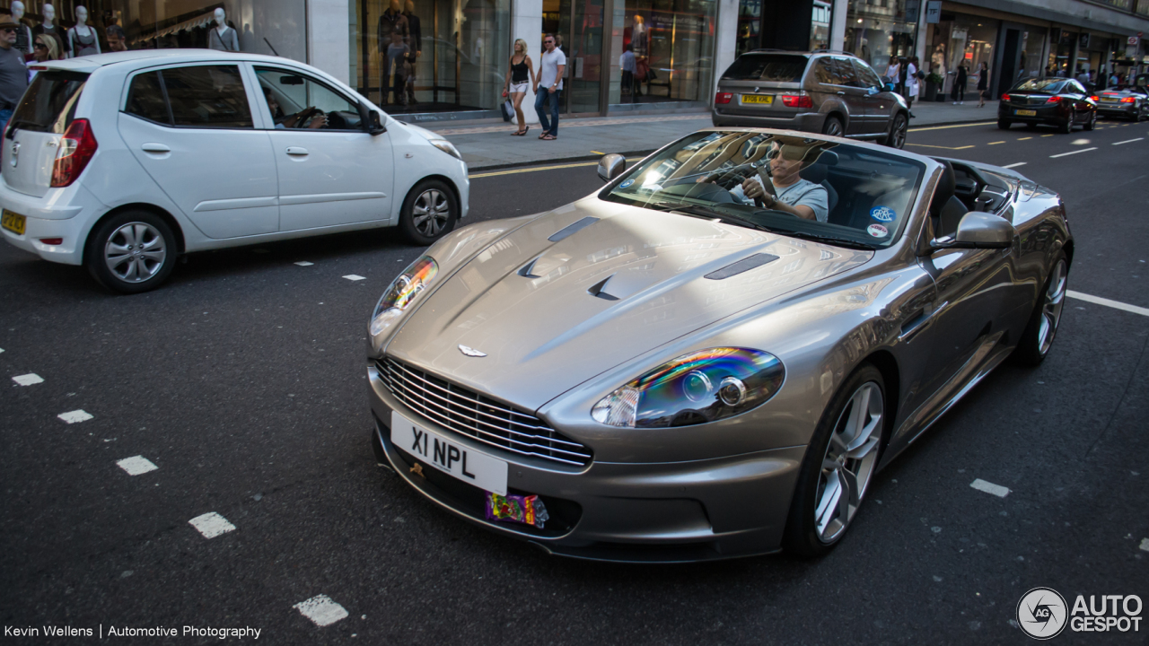 Aston Martin DBS Volante