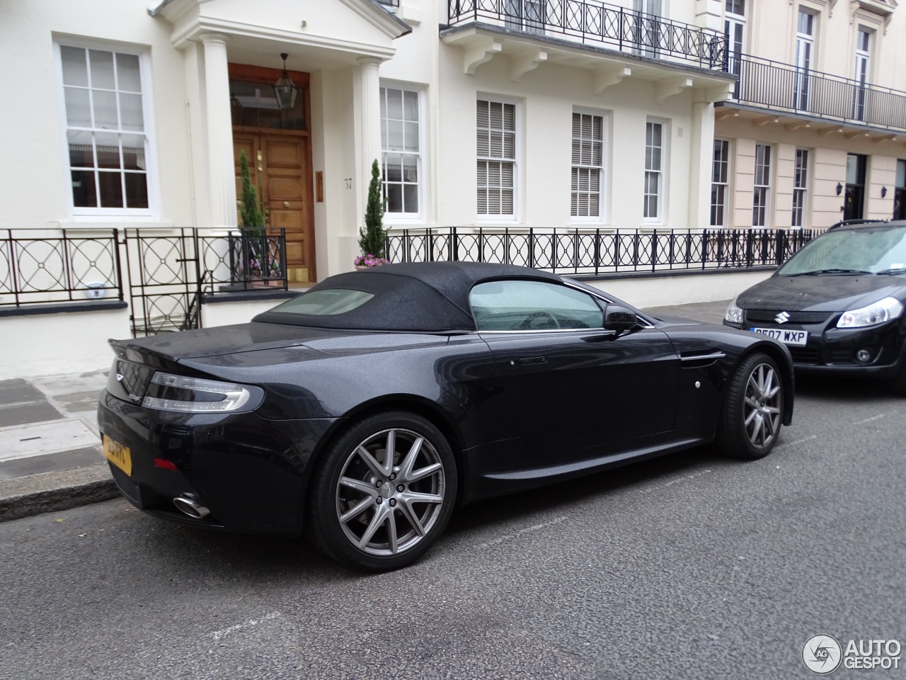 Aston Martin V8 Vantage Roadster 2012