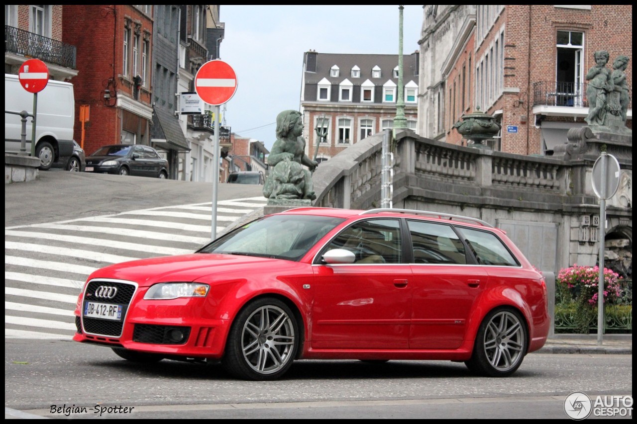 Audi RS4 Avant B7