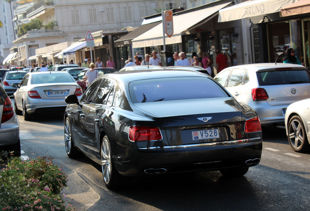 Bentley Flying Spur V8