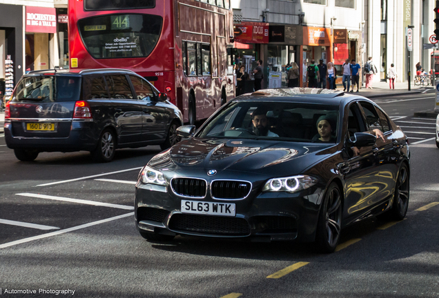 BMW M5 F10 2011