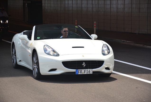 Ferrari California