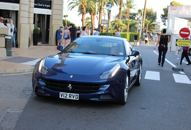 Ferrari FF