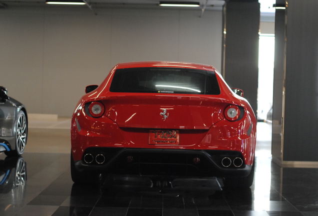 Ferrari FF