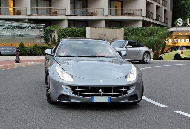 Ferrari FF