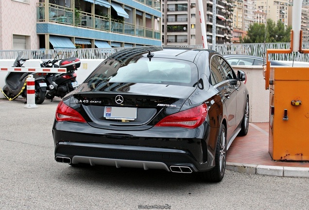 Mercedes-Benz CLA 45 AMG C117