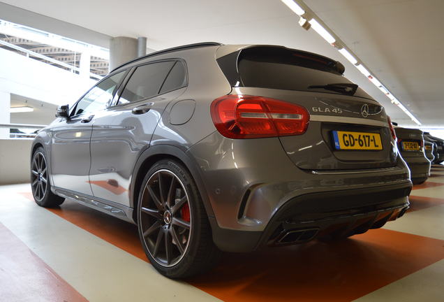 Mercedes-Benz GLA 45 AMG X156