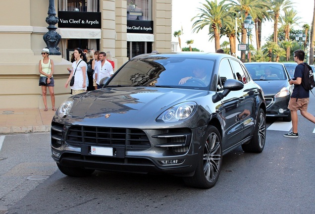 Porsche 95B Macan Turbo