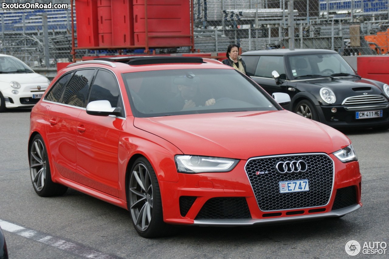 Audi RS4 Avant B8