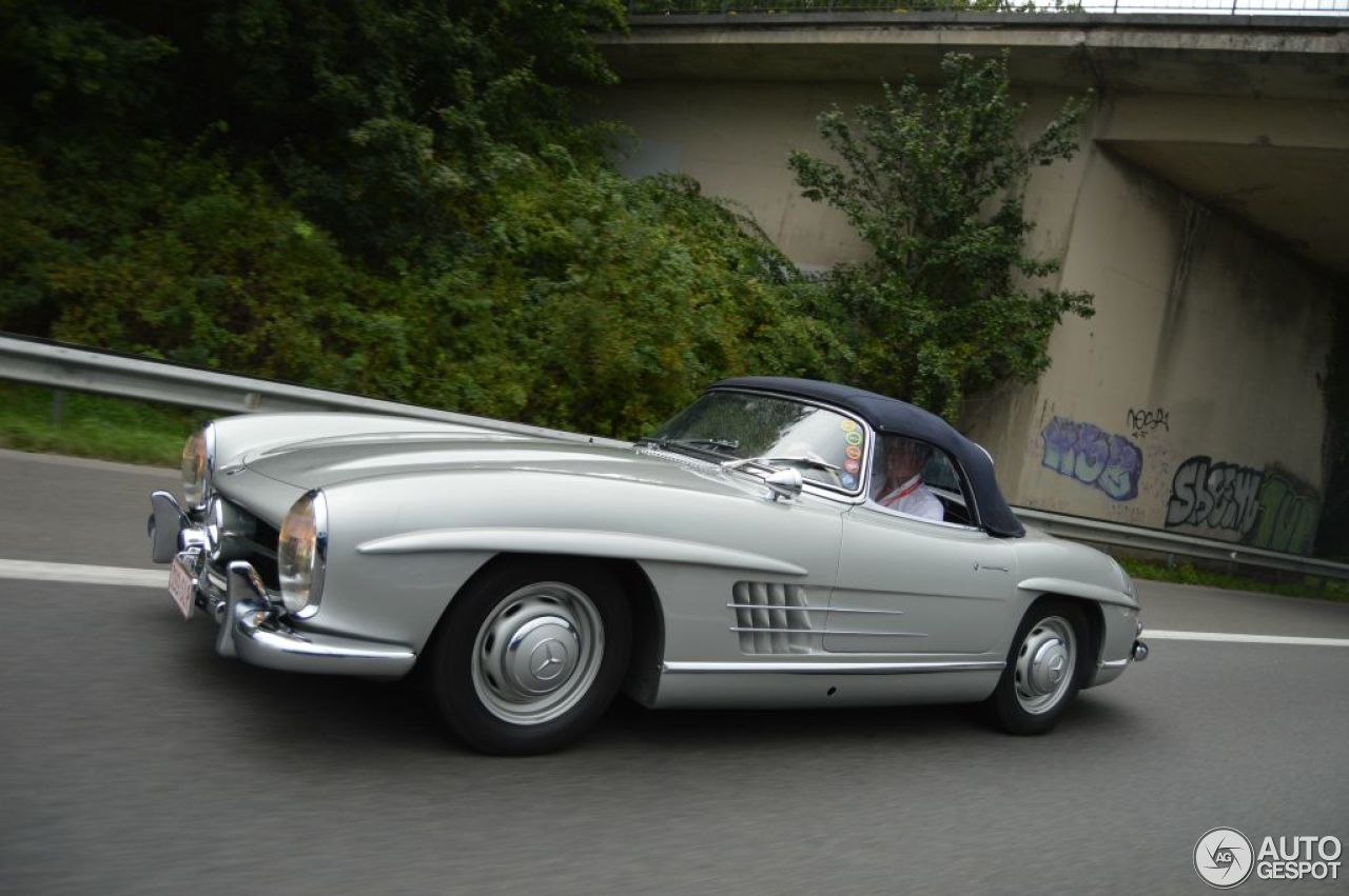 Mercedes-Benz 300SL Roadster