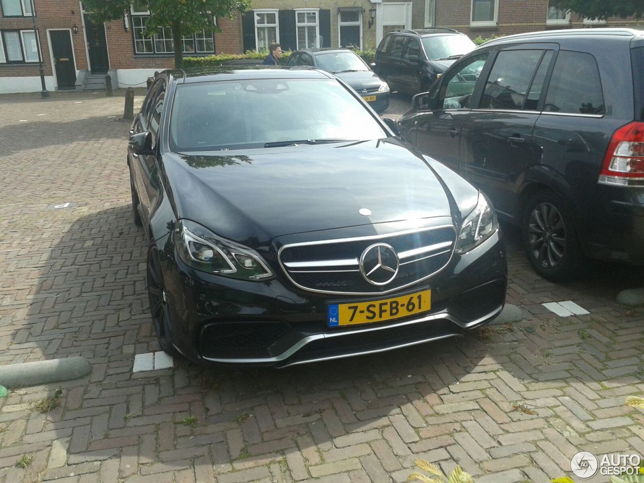 Mercedes-Benz E 63 AMG S W212