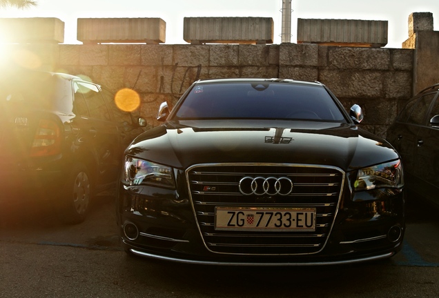 Audi S8 D4