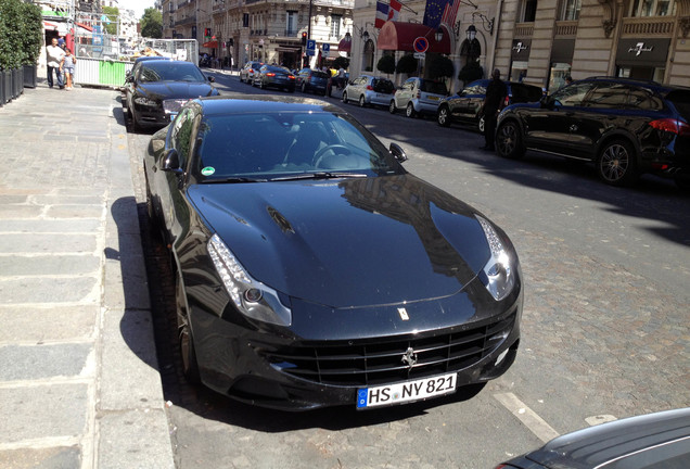 Ferrari FF