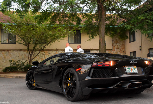 Lamborghini Aventador LP700-4 Roadster