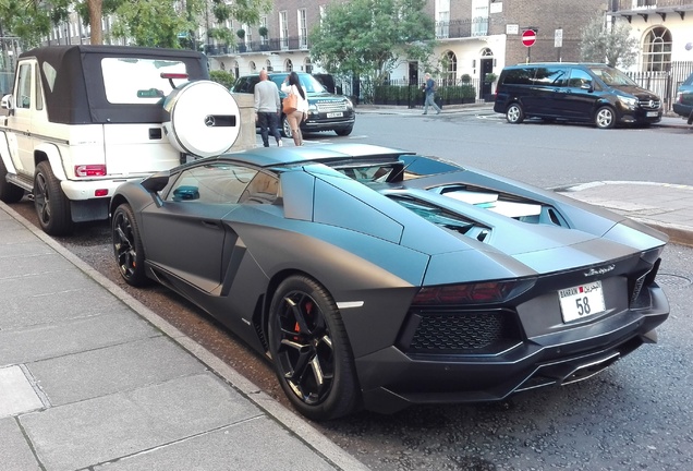 Lamborghini Aventador LP700-4 Roadster