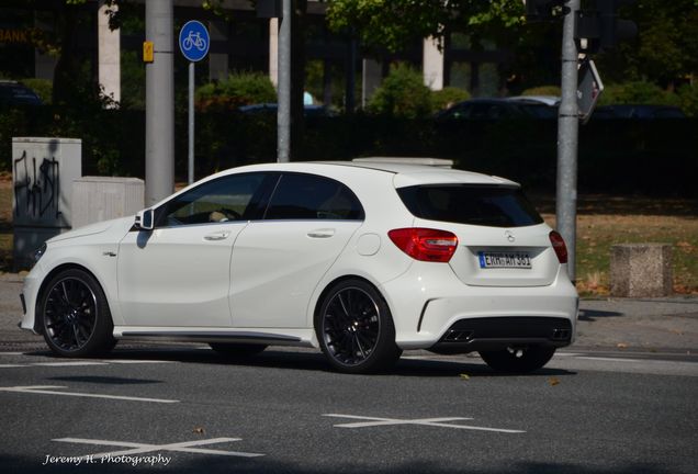 Mercedes-Benz A 45 AMG