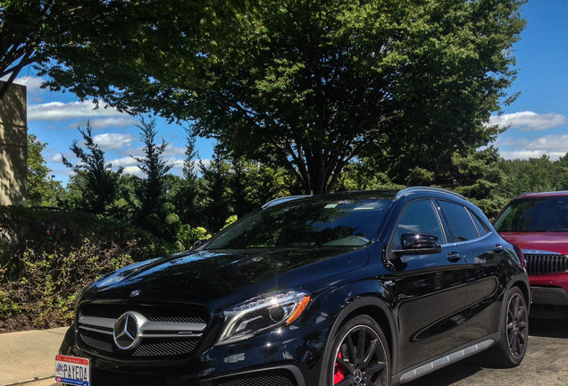 Mercedes-Benz GLA 45 AMG X156