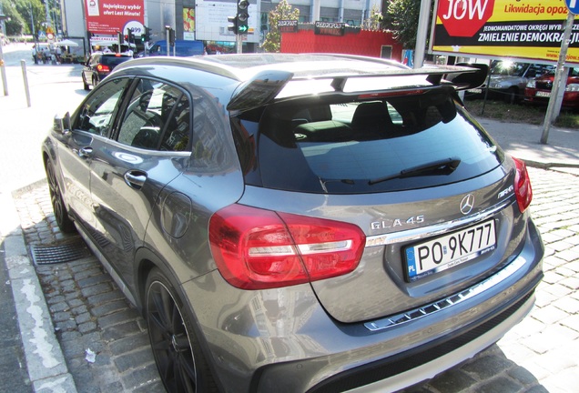 Mercedes-Benz GLA 45 AMG X156