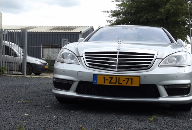 Mercedes-Benz S 63 AMG W221 2010