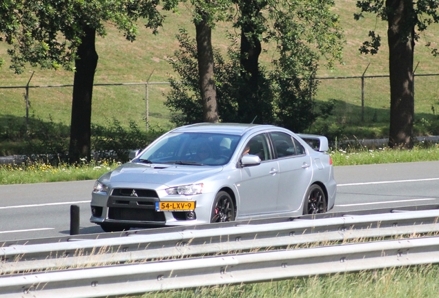 Mitsubishi Lancer Evolution X MR