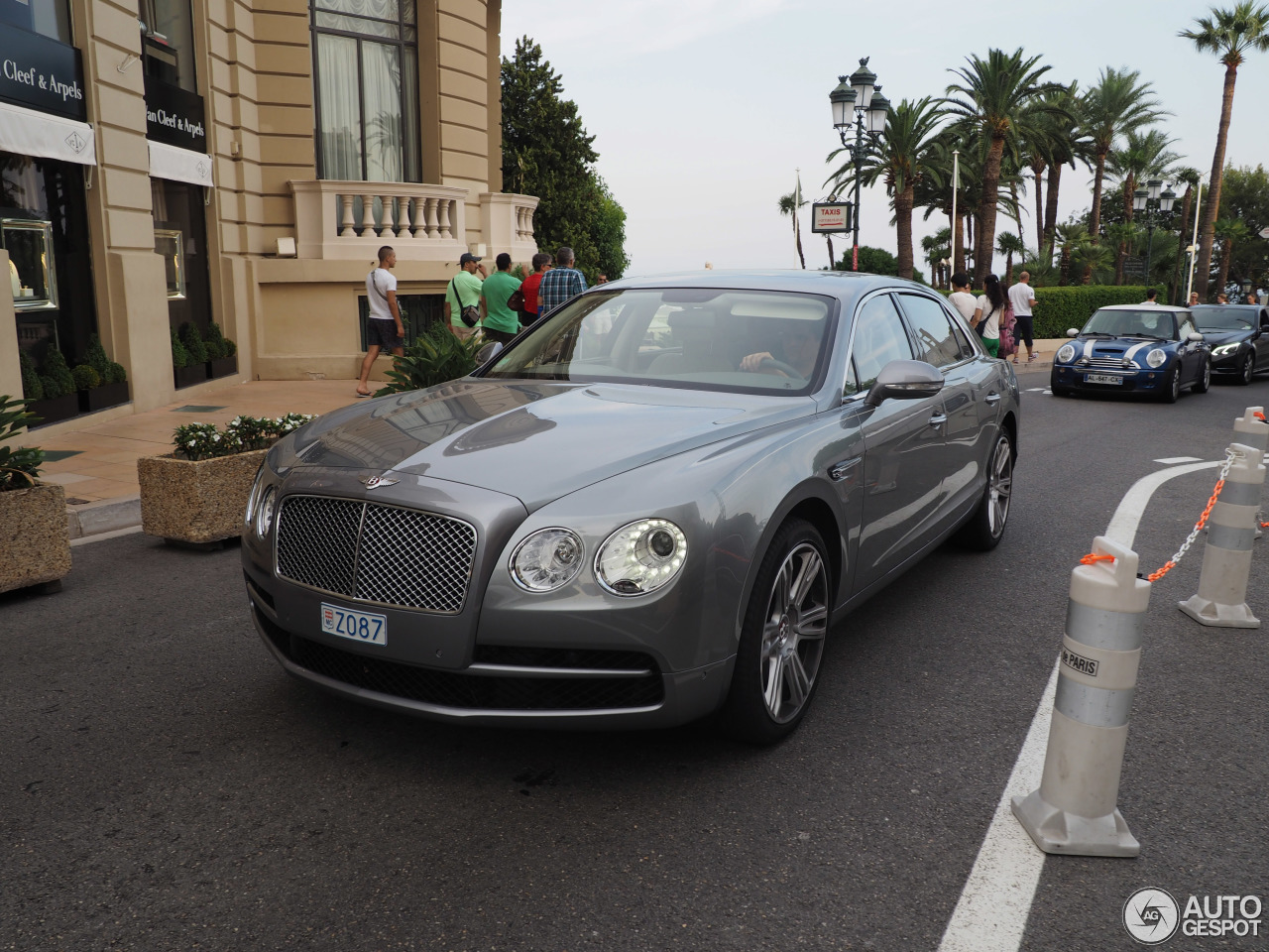 Bentley Flying Spur V8