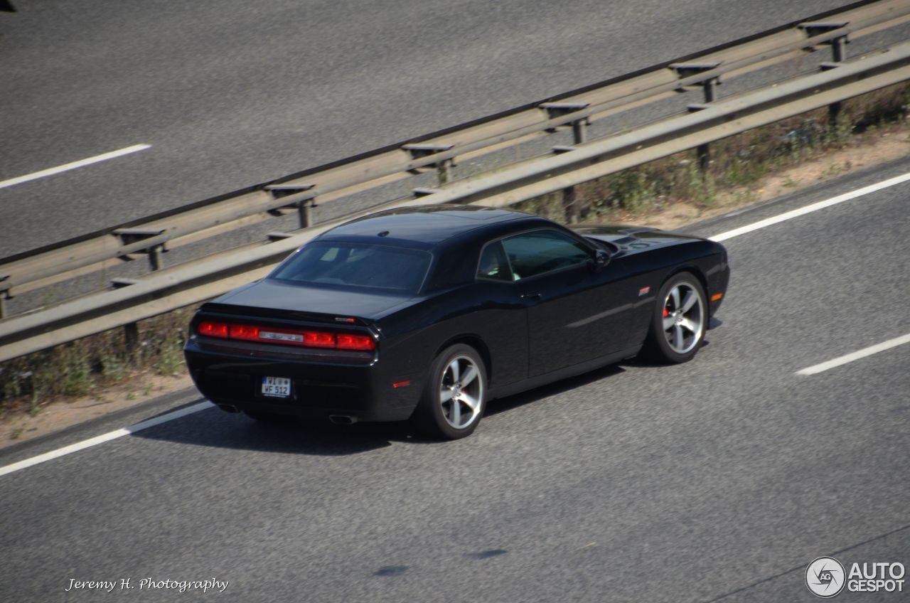 Dodge Challenger SRT-8 392