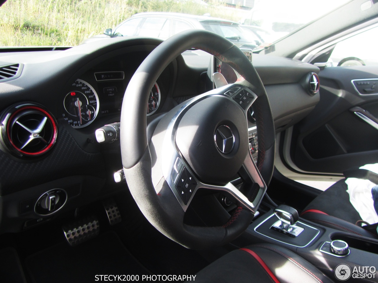 Mercedes-Benz A 45 AMG