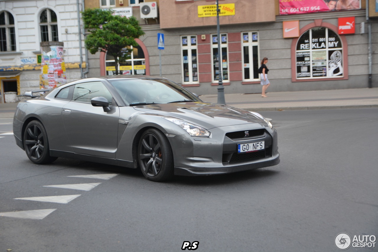 Nissan GT-R