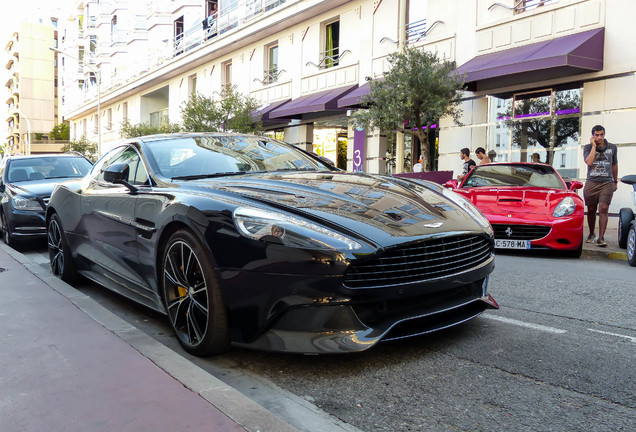 Aston Martin Vanquish 2013