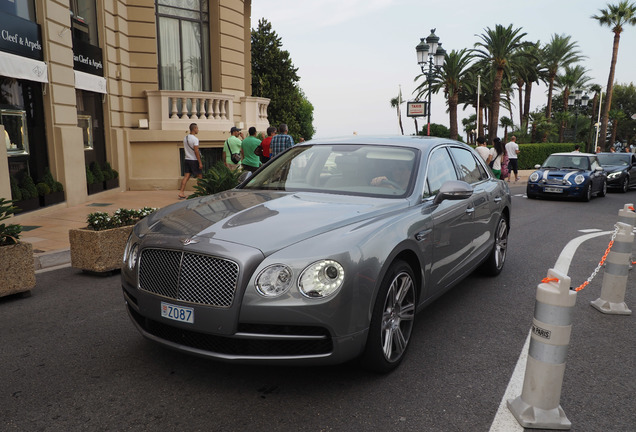 Bentley Flying Spur V8