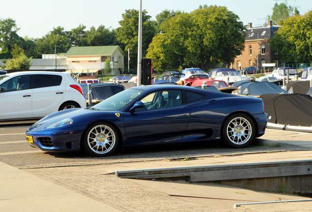 Ferrari 360 Modena