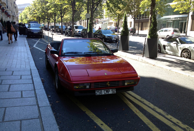 Ferrari Mondial 3.2 Cabriolet