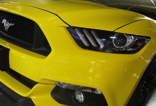 Ford Mustang GT 2015