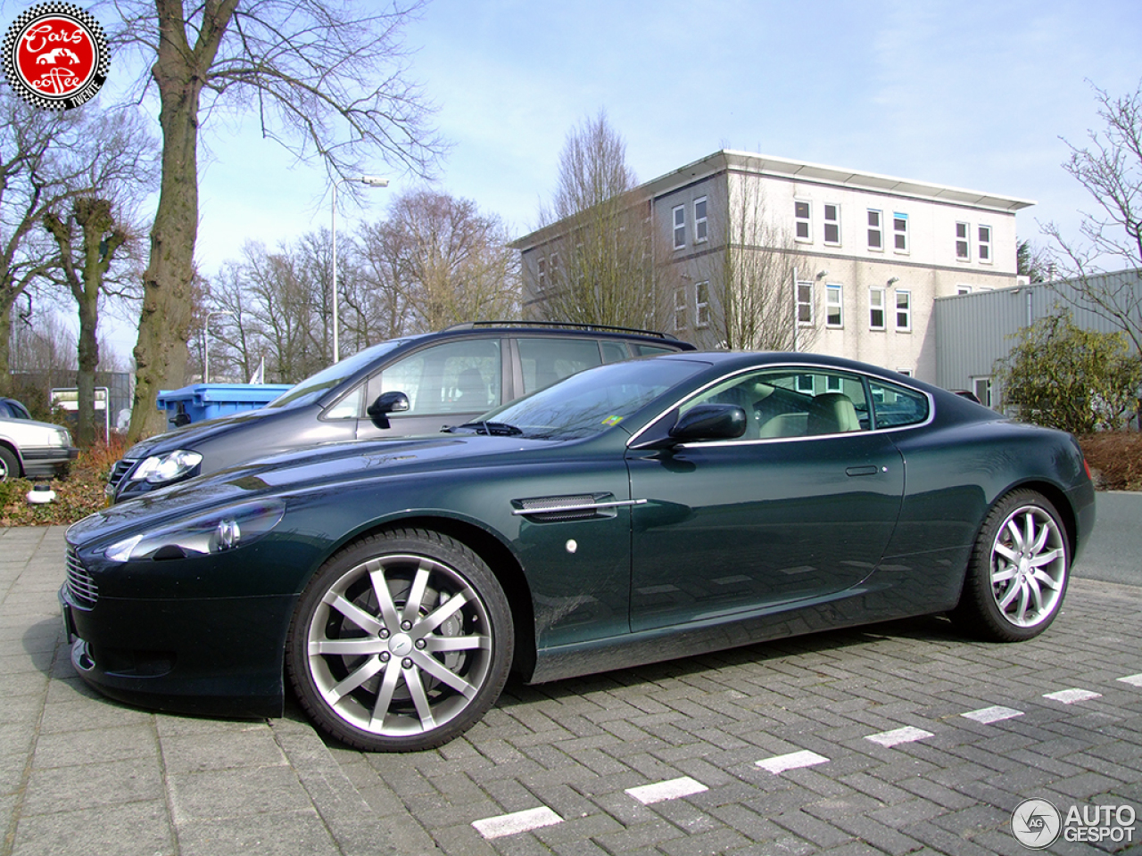 Aston Martin DB9